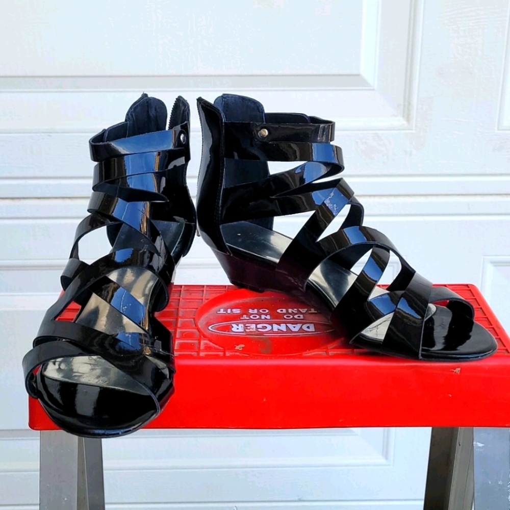 INC patent leather black sandals 7.5